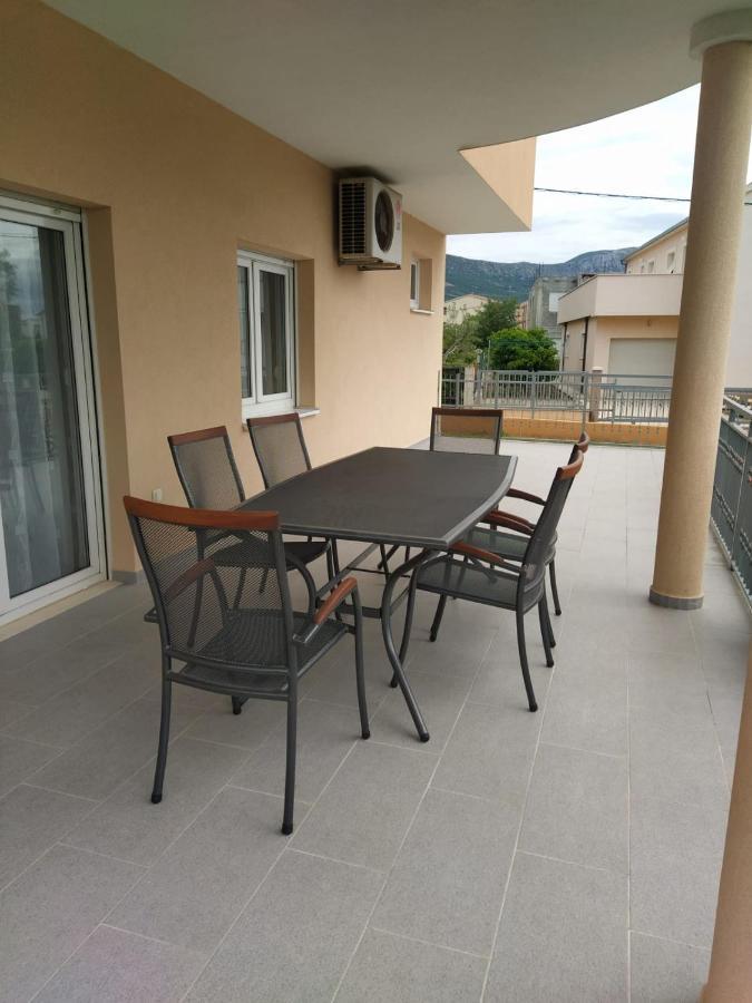 Apartman Visic 1692 Kaštela Exteriör bild